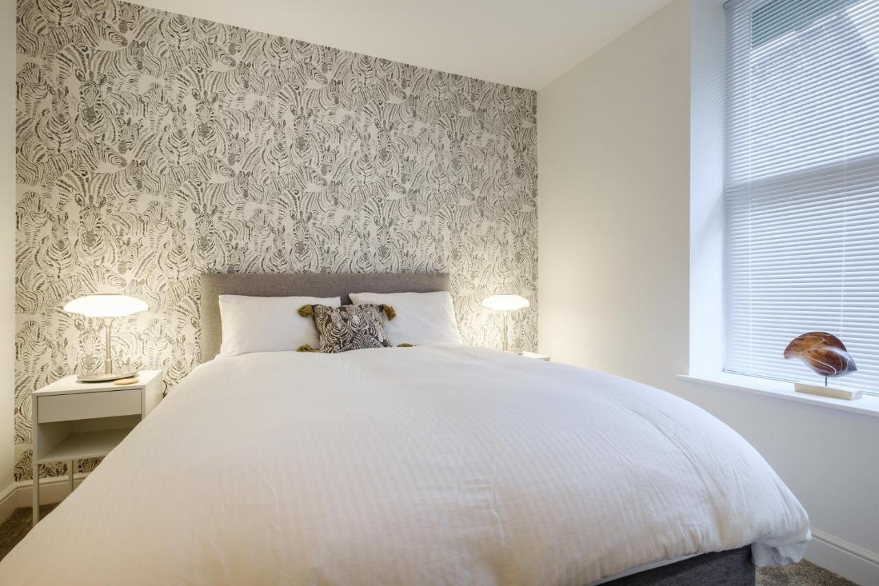 Flat 2, The Old Antiques Warehouse - Free Off-Site Health Club Access With Pool, Sauna, Steam Room & Gym Bowness-on-Windermere Dış mekan fotoğraf